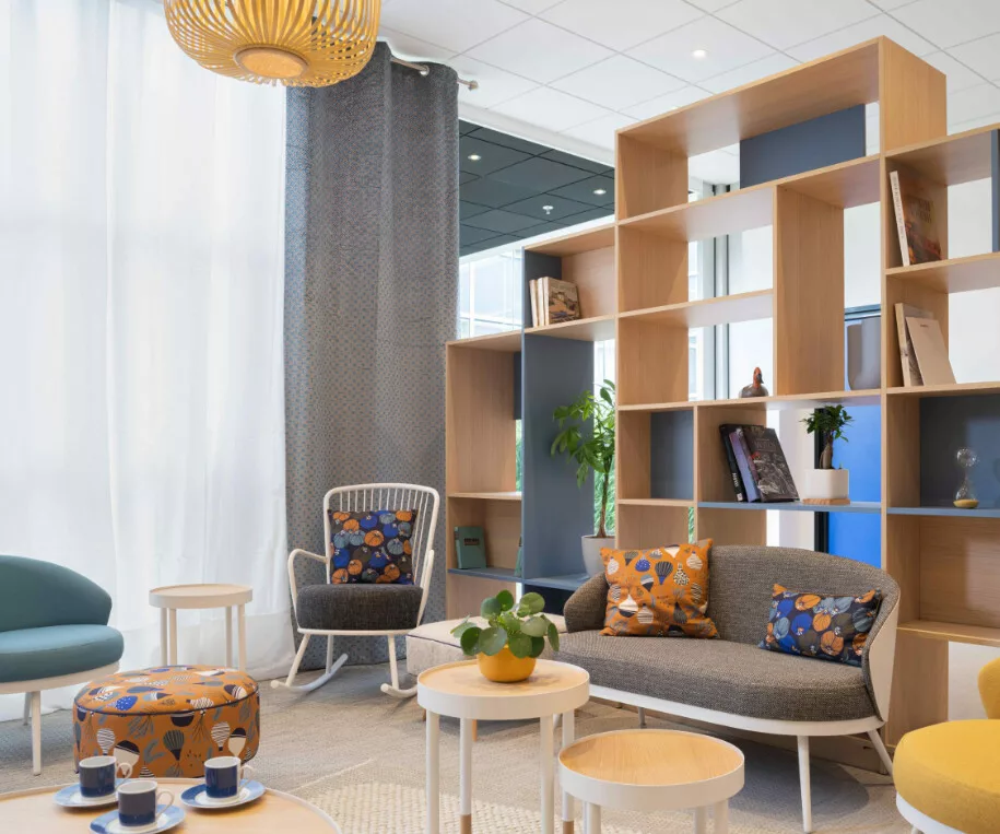 salle pause colorée