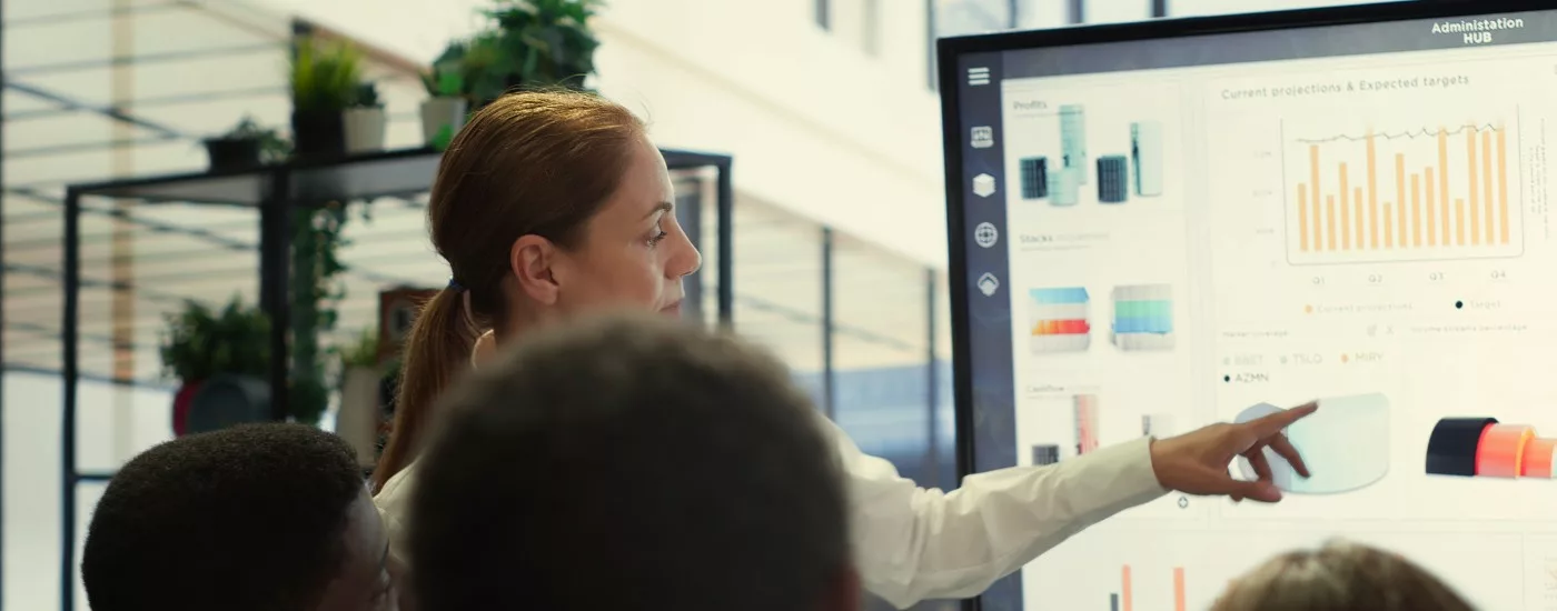 Écran interactif salle de réunion